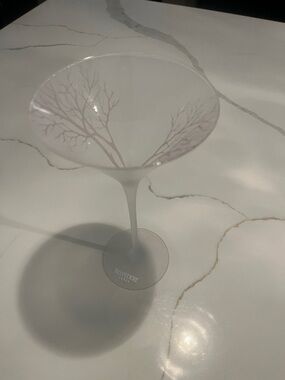 Belvedere Vodka frosted martini glass tree design "Spectre" James Bond promo 9"